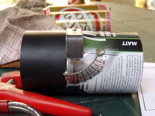 �raml�s m�r�, fest�kes flakonb�l k�sz�tve